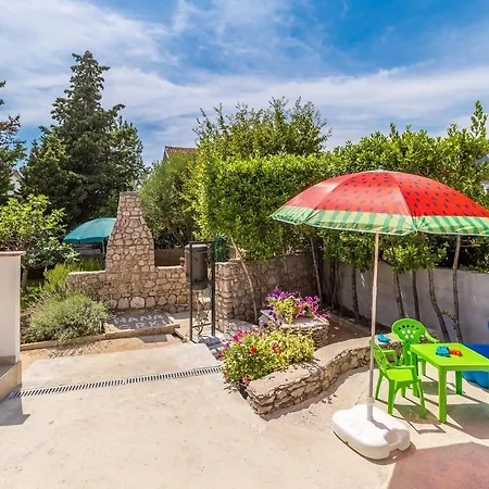 Apartman Hana *
